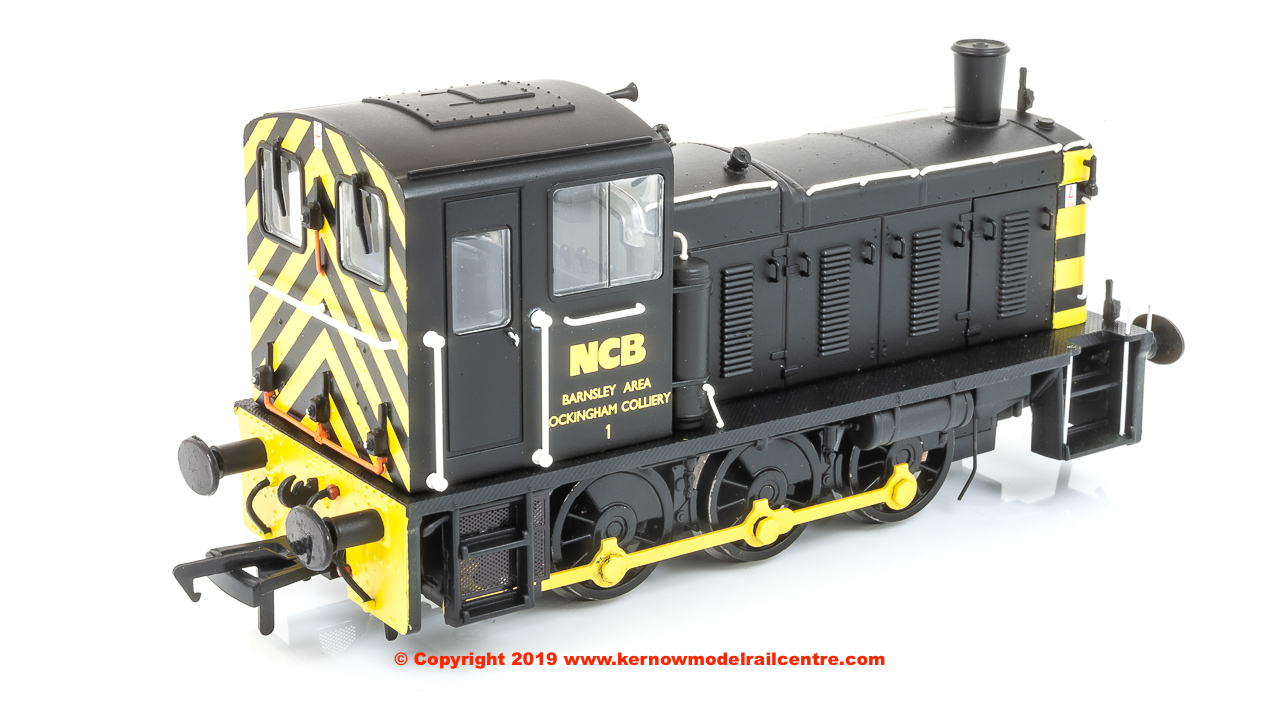 31-367 Bachmann Class 03 Diesel Shunter number D2199 in NCB Black livery